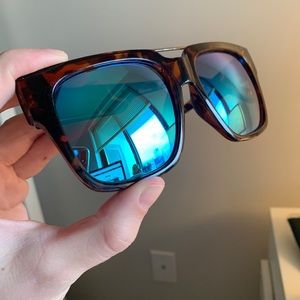 Quay Australia x Chrisspy Mila sunglasses